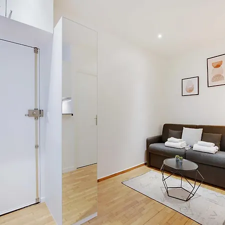 Casa de Férias Charming 2p - Bastille Charonne Paris