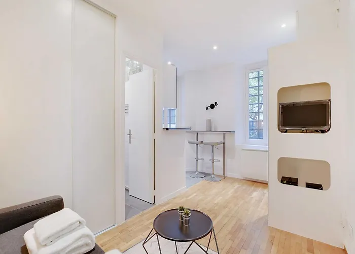 Charming 2p - Bastille Charonne *